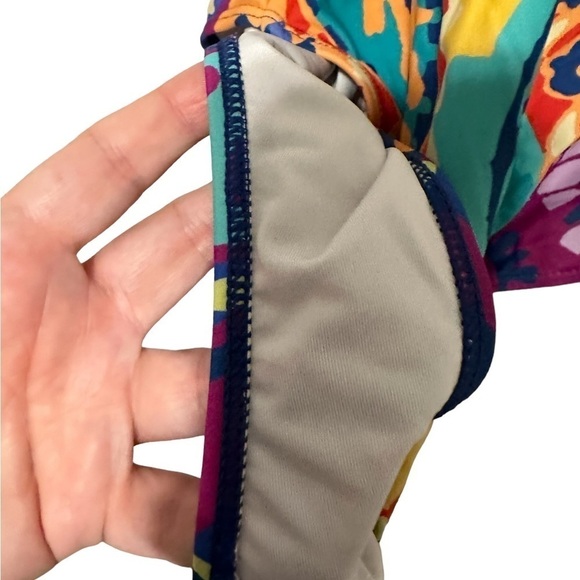 Tahari Tropical One Piece Flutter Straps SZMedium Ruffle Rainbow Summer Beach - Picture 7 of 8